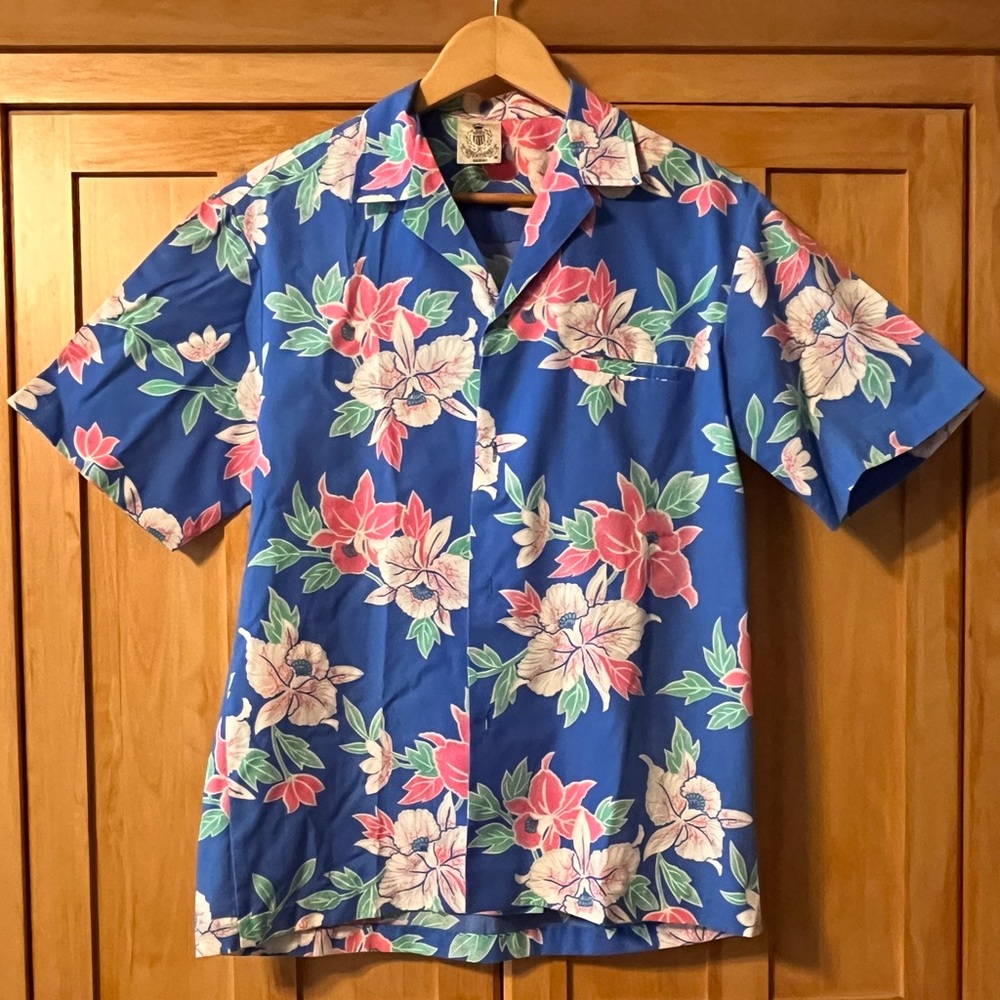 Creations Hawaii Men’s Shirt